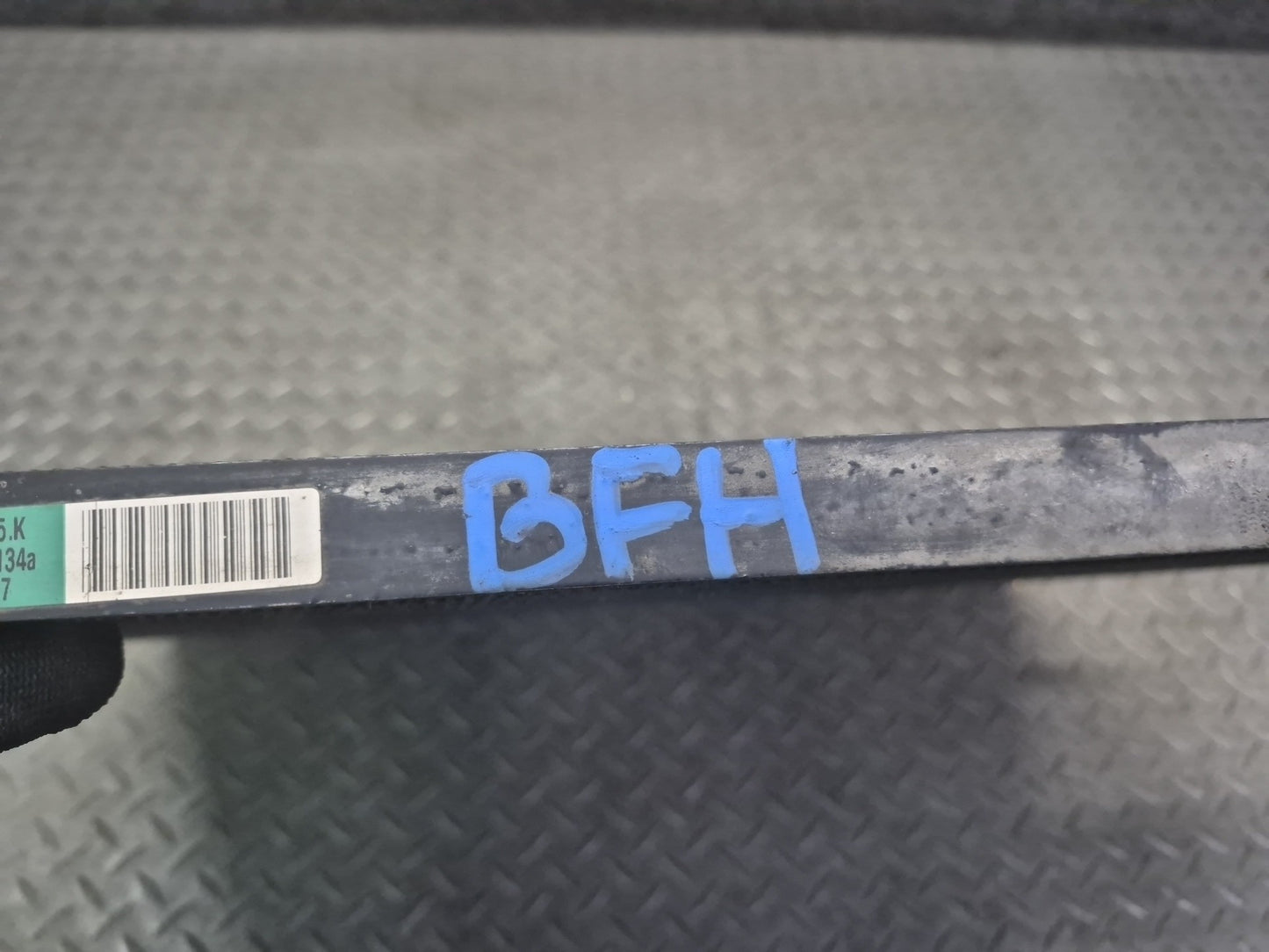 98-03 BMW E39 540i A/C Air Condition Condenser 8378438 OEM