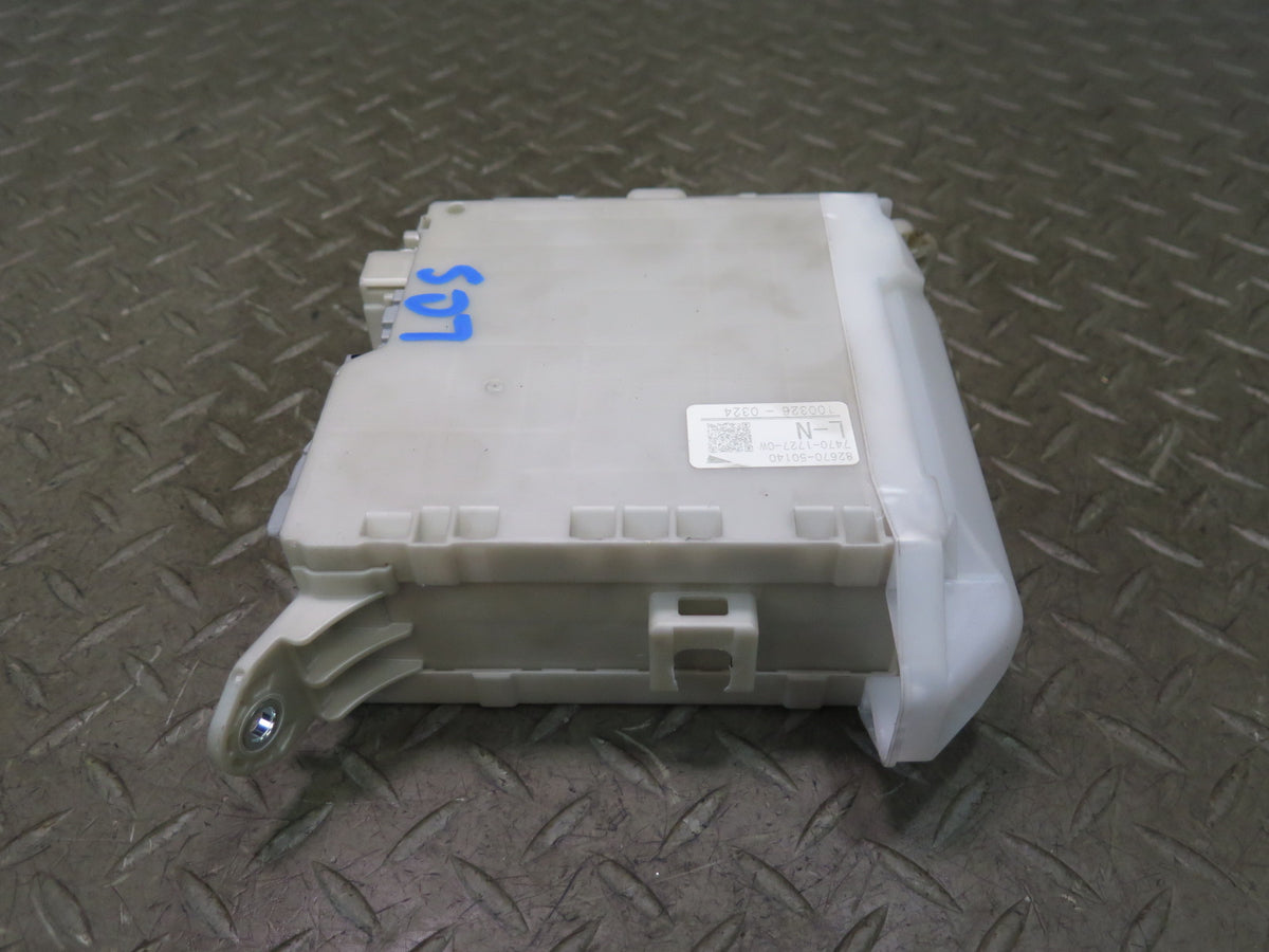 09-11 Lexus UVF46L LS600h Junction Fuse Relay Box Module 82670-50140 OEM