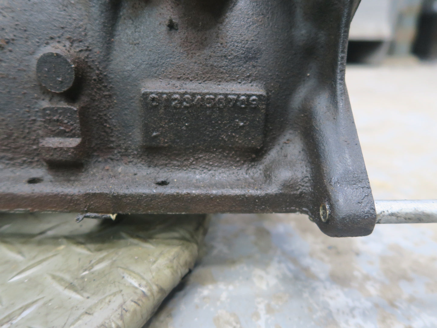 01-05 Lexus JCE10L IS300 2JZGE Engine Motor Cylinder Block 130k Miles OEM