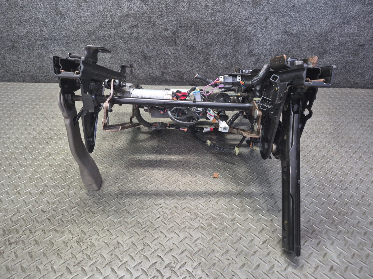 2003-2007 Hummer H2 Front Left Side Seat Lower Frame Track Rail W/ Motors