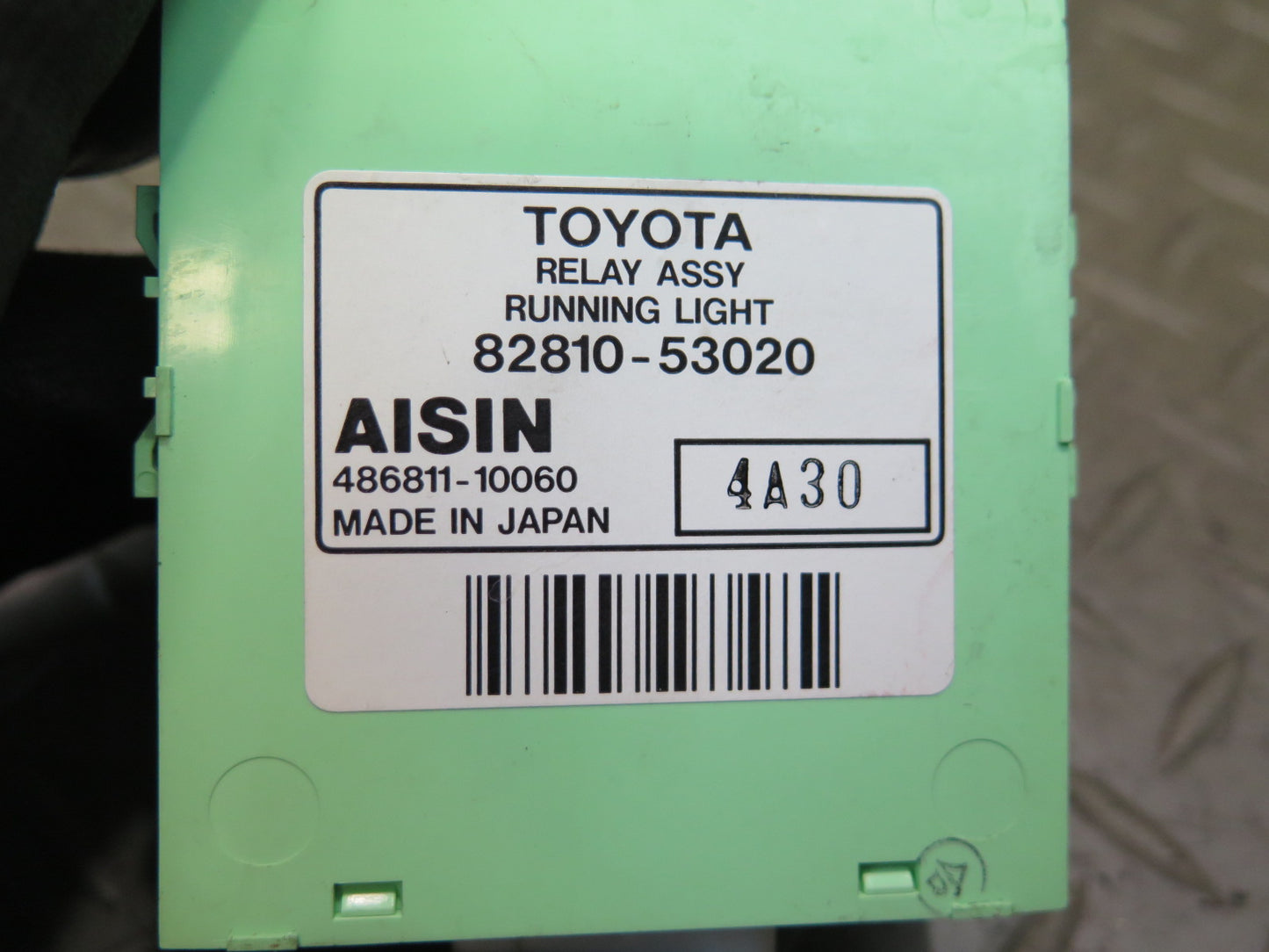 01-05 Lexus JCE10L IS300 Running Light Relay Module 82810-53020 OEM