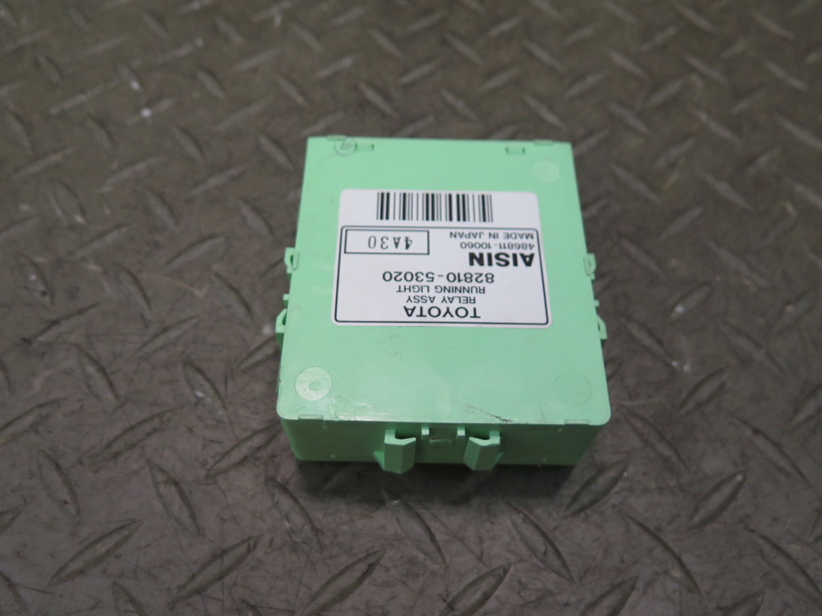 01-05 Lexus JCE10L IS300 Running Light Relay Module 82810-53020 OEM