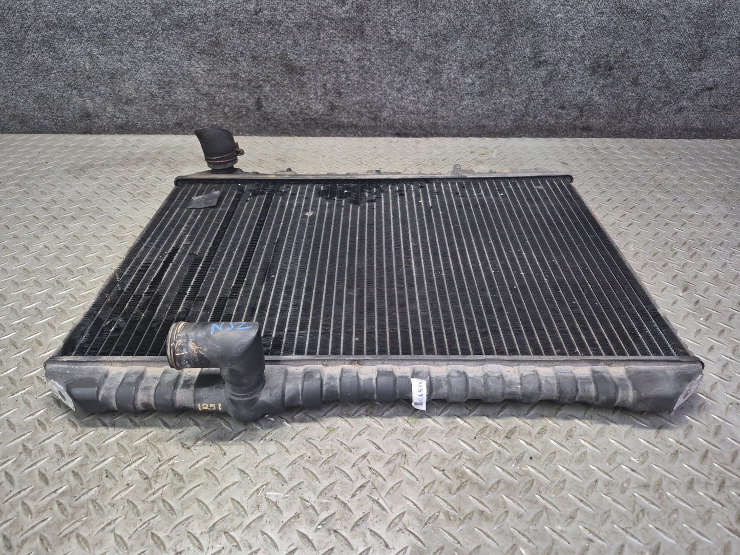 84-89 Nissan Z31 300ZX M/T NA Engine Cooling Radiator OEM