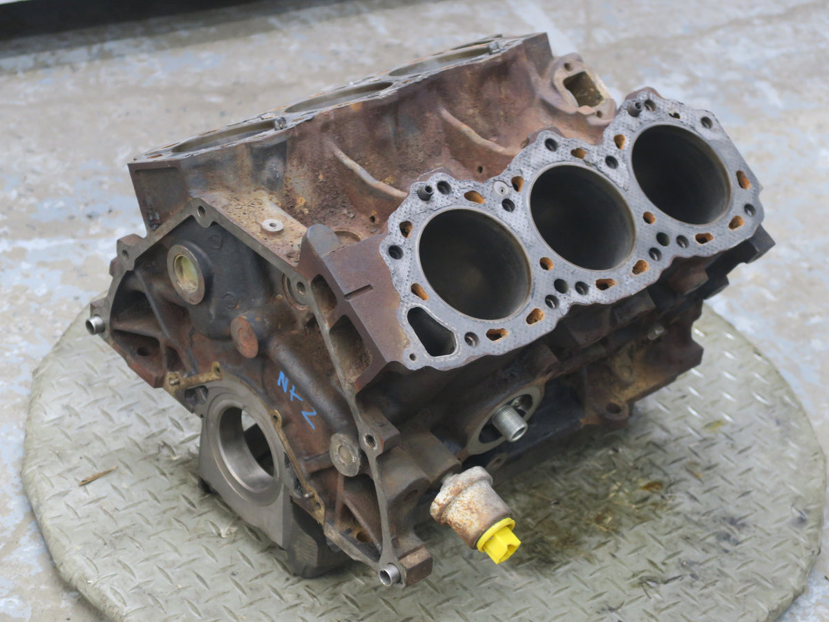 84-86 Nissan Z31 300ZX VG30E NON Turbo Engine Motor Block OEM
