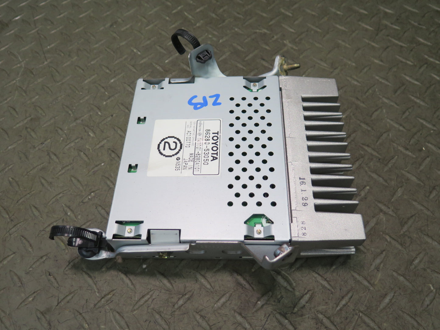 01-05 Lexus JCE10L IS300 Radio Audio Amplifier AMP 86280-53050 OEM