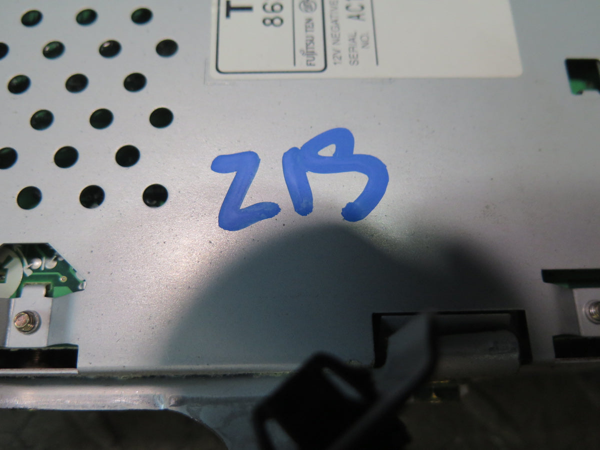 01-05 Lexus JCE10L IS300 Radio Audio Amplifier AMP 86280-53050 OEM