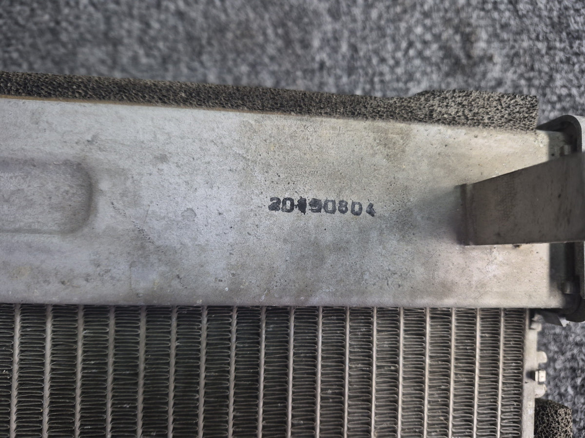 09-20 Nissan Z34 370Z RWD A/T Engine Cooling Radiator OEM