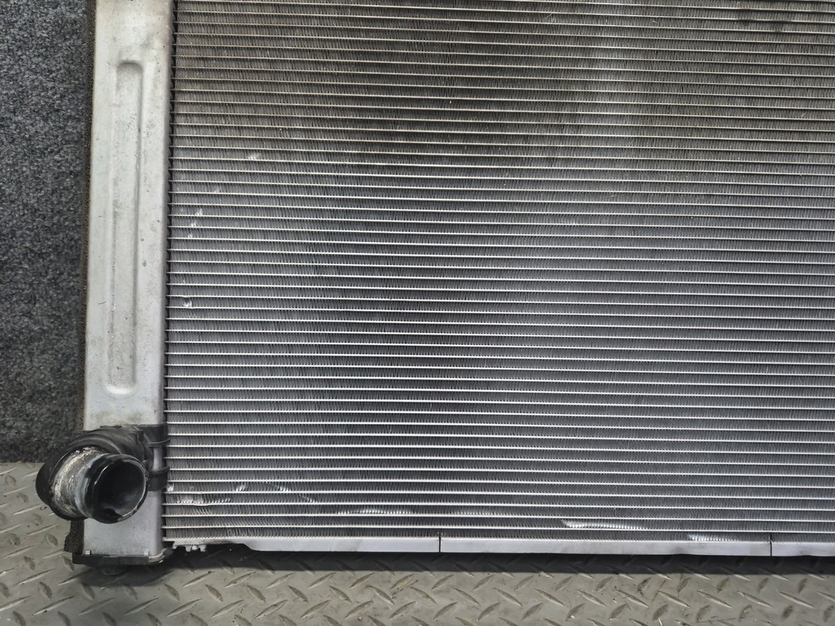 09-20 Nissan Z34 370Z RWD A/T Engine Cooling Radiator OEM