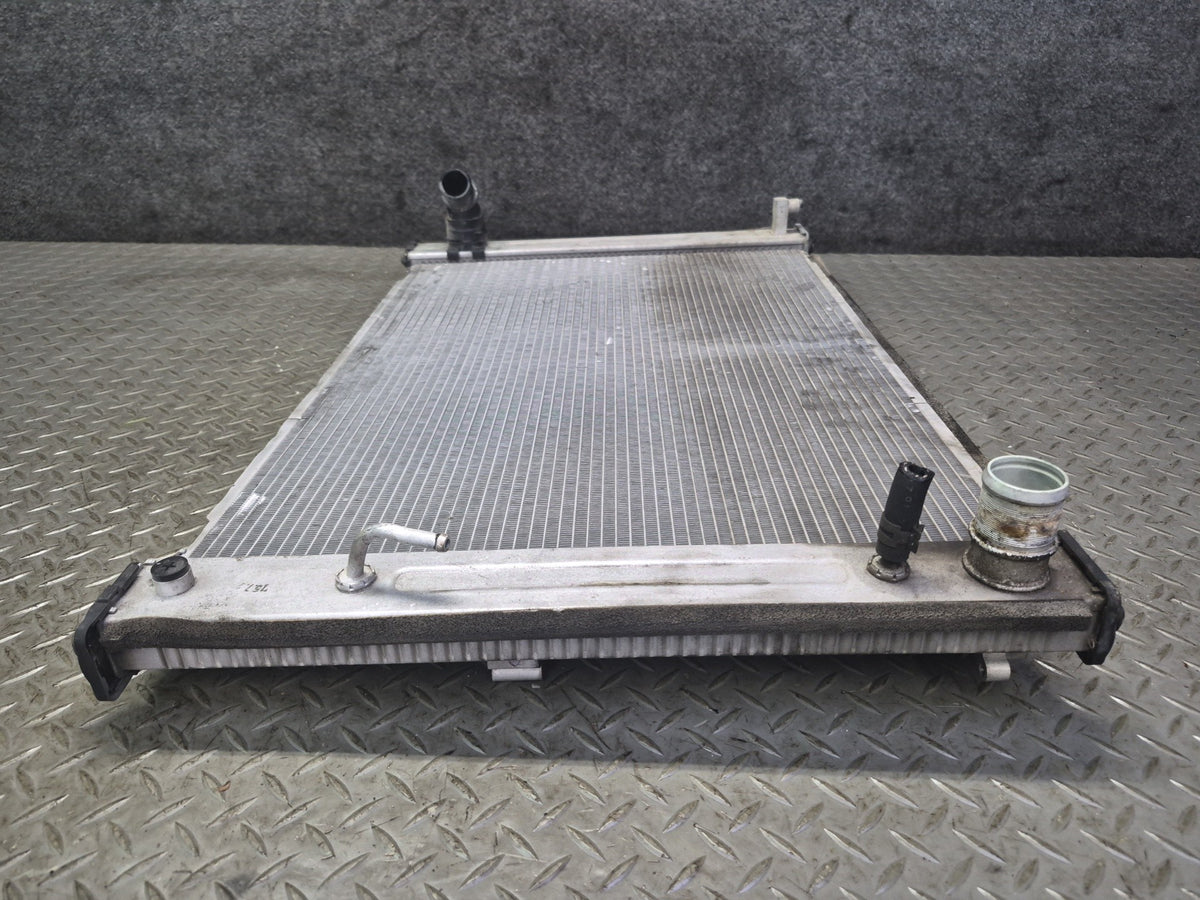 09-20 Nissan Z34 370Z RWD A/T Engine Cooling Radiator OEM