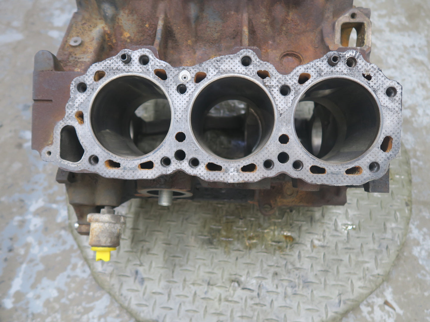 84-86 Nissan Z31 300ZX VG30E NON Turbo Engine Motor Block OEM
