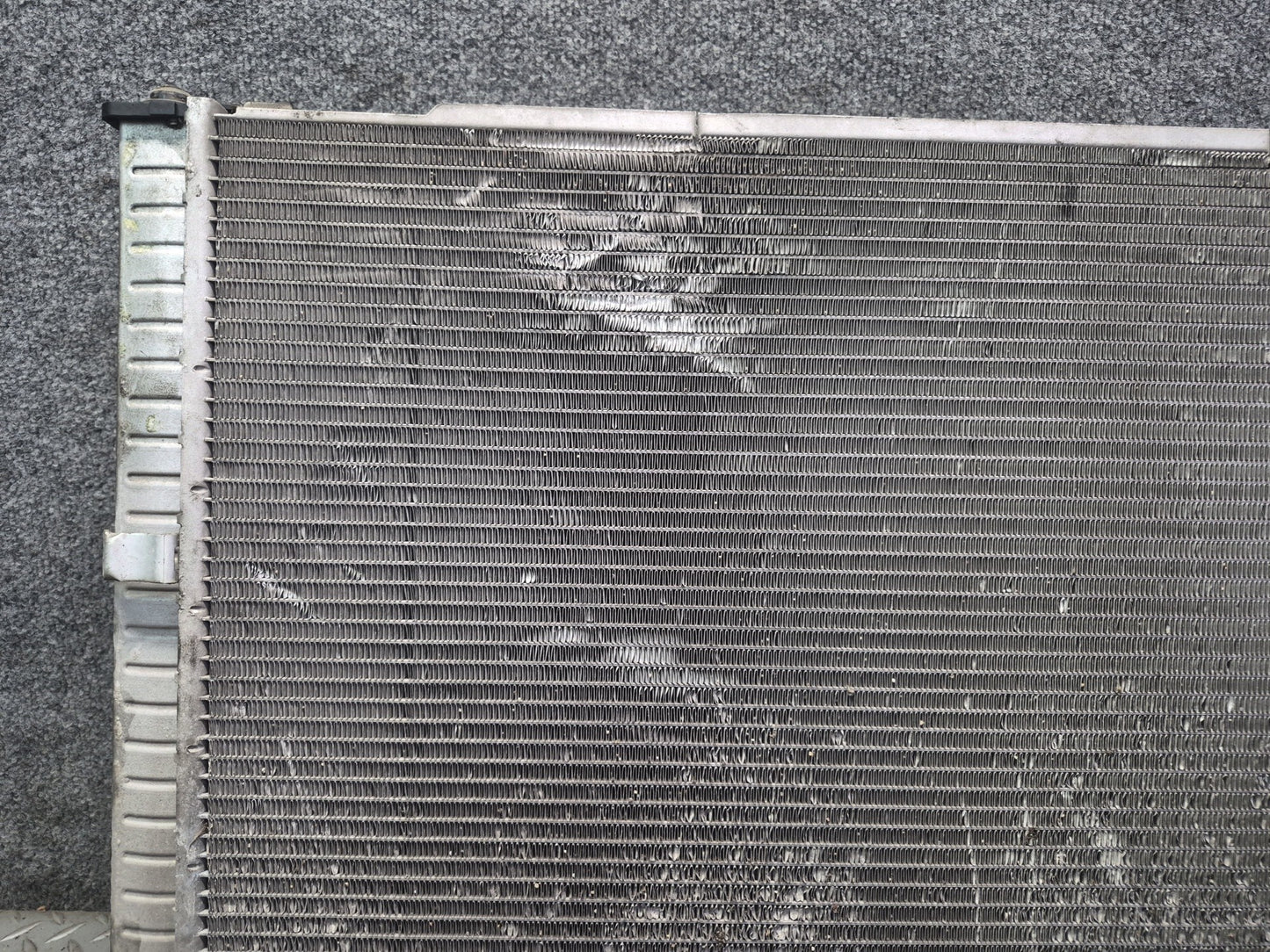 09-20 Nissan Z34 370Z RWD A/T Engine Cooling Radiator OEM