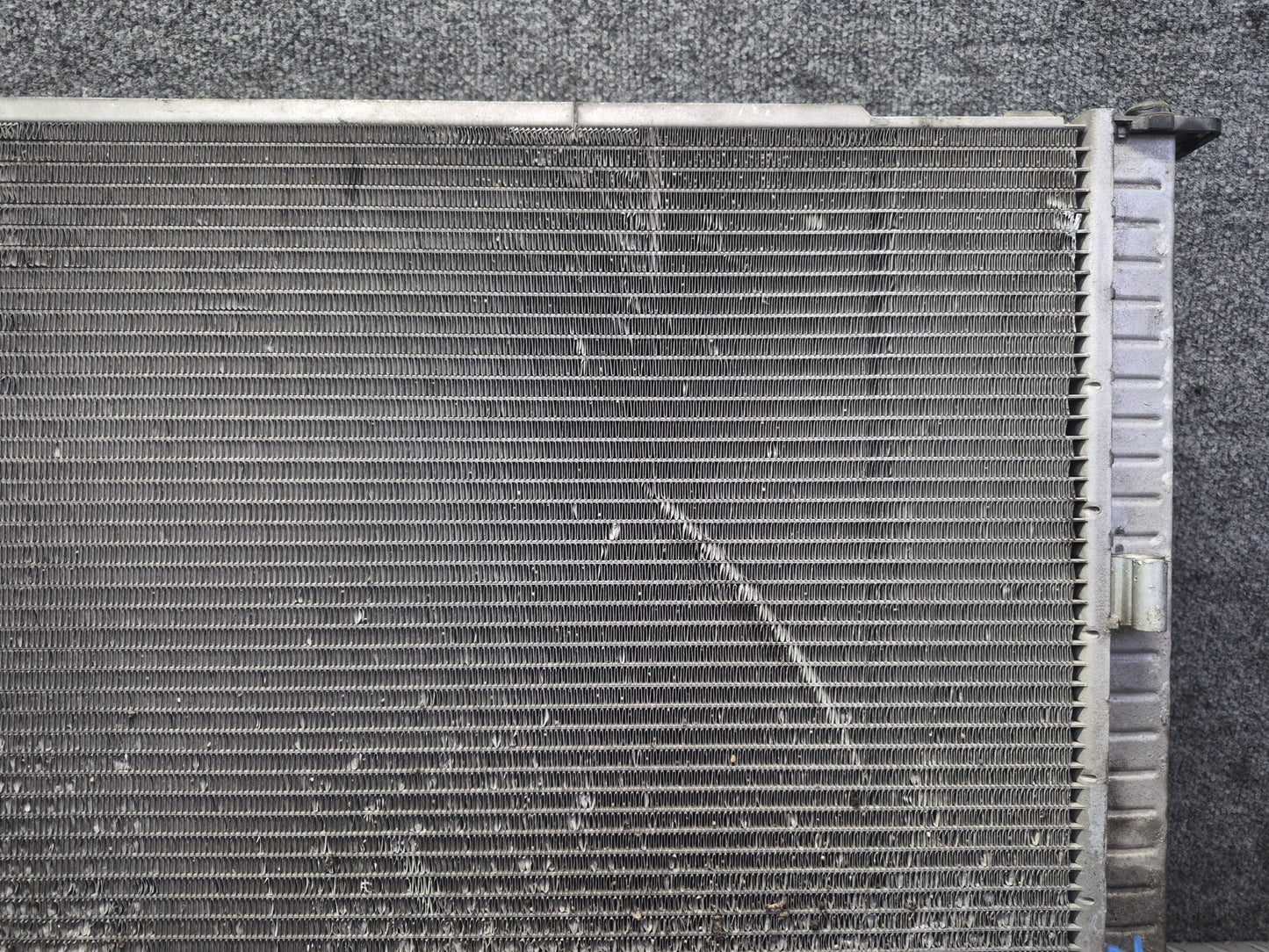 09-20 Nissan Z34 370Z RWD A/T Engine Cooling Radiator OEM