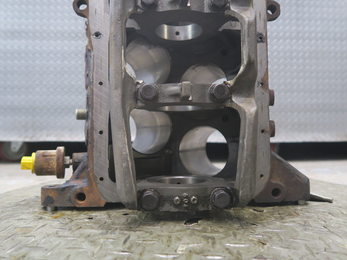 84-86 Nissan Z31 300ZX VG30E NON Turbo Engine Motor Block OEM
