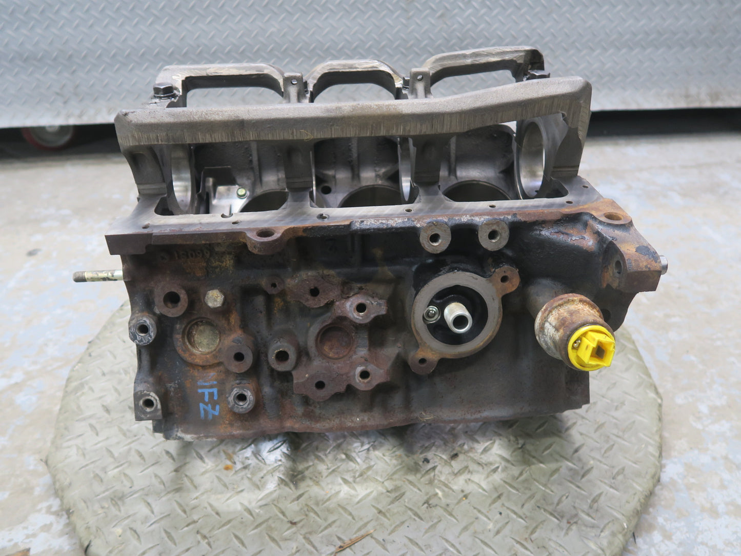84-86 Nissan Z31 300ZX VG30E NON Turbo Engine Motor Block OEM