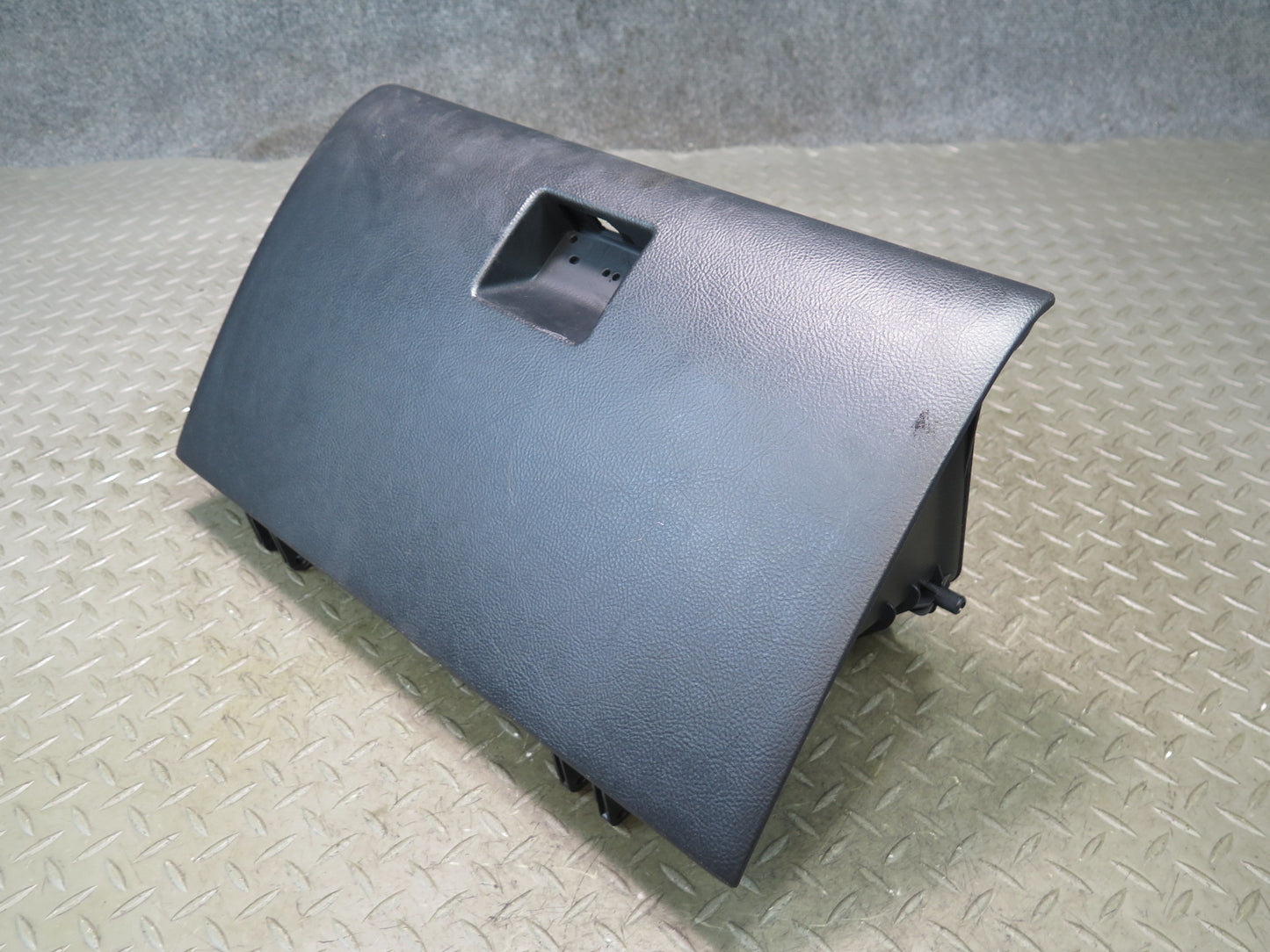 01-05 Lexus JCE10L IS300 Dash Glove Box Compartment Storage OEM