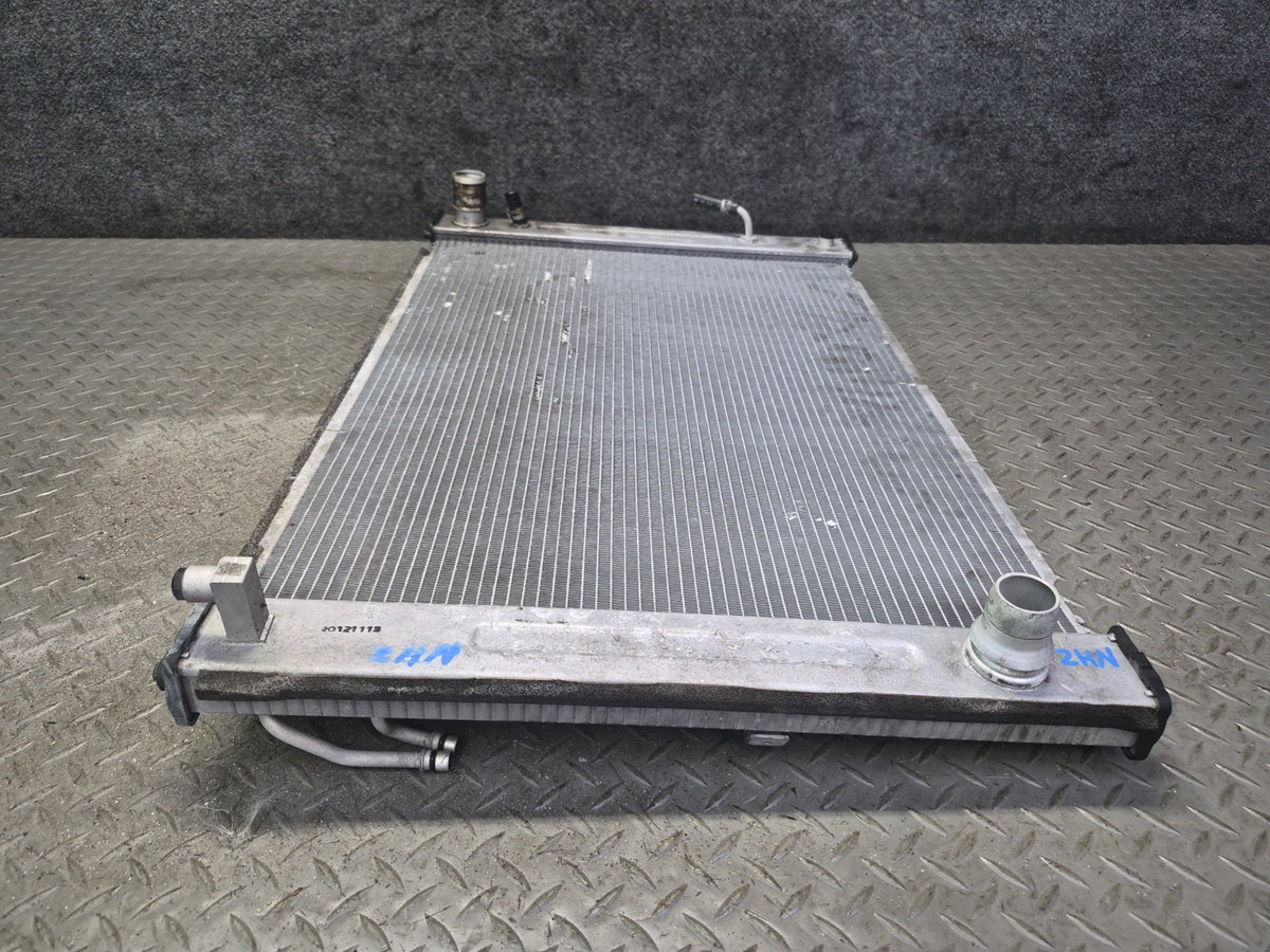 09-20 Nissan Z34 370Z RWD A/T Engine Cooling Radiator OEM