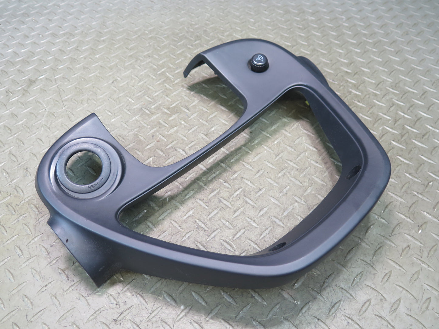01-05 Lexus JCE10L IS300 Instrument Cluster Speedometer Trim Cover Black OEM