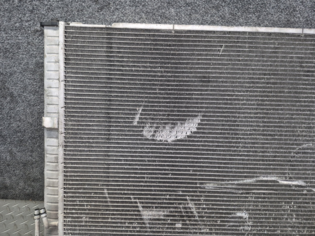 09-20 Nissan Z34 370Z RWD A/T Engine Cooling Radiator OEM