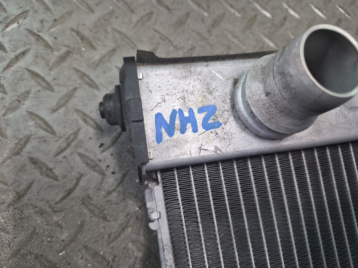 09-20 Nissan Z34 370Z RWD A/T Engine Cooling Radiator OEM
