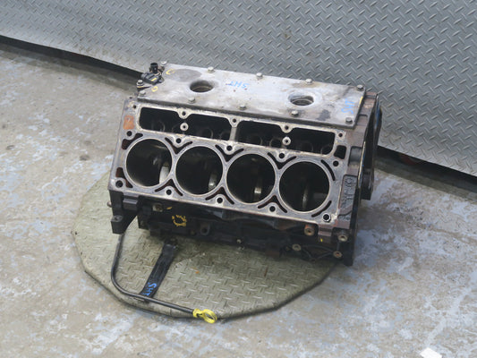 2003-2007 Hummer H2 6.0L LQ4 Engine Motor Block w Oil Stick