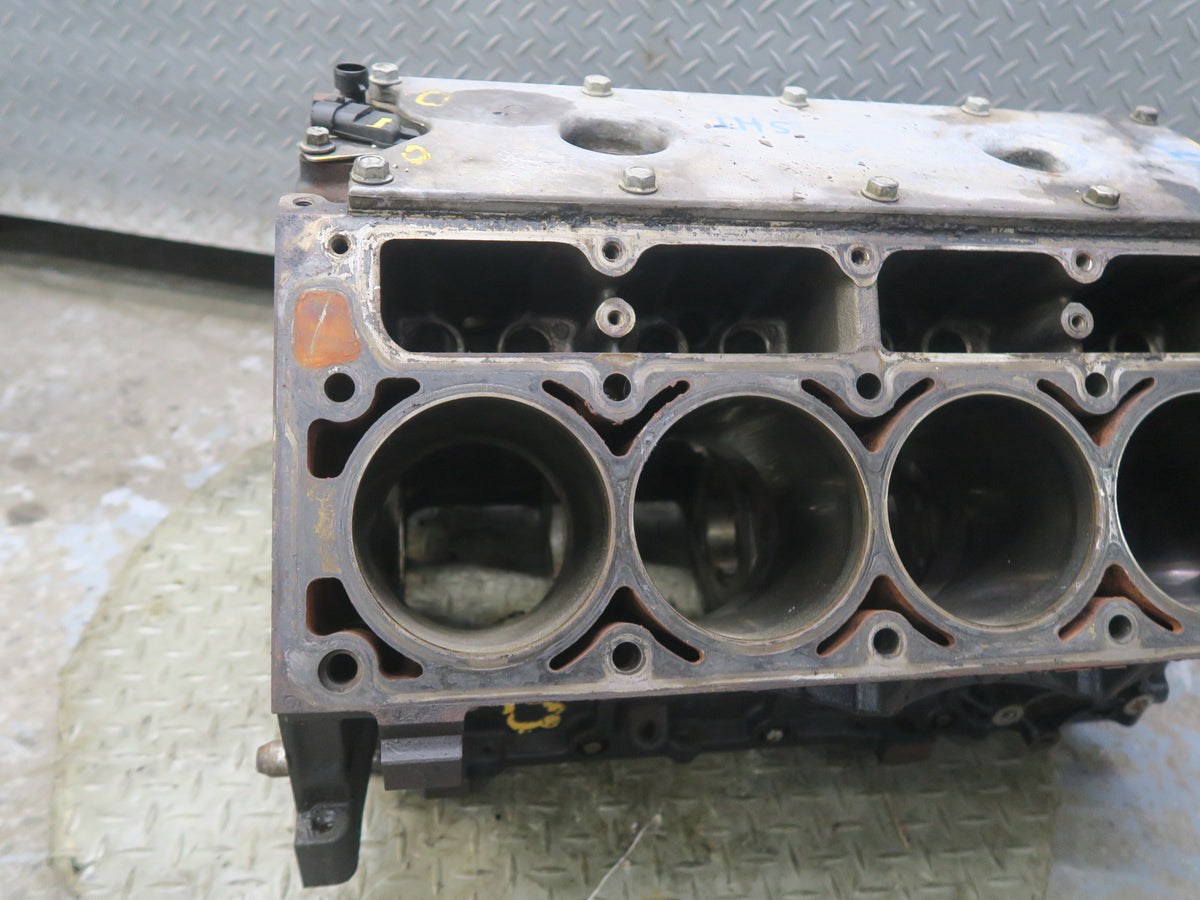 2003-2007 Hummer H2 6.0L LQ4 Engine Motor Block w Oil Stick