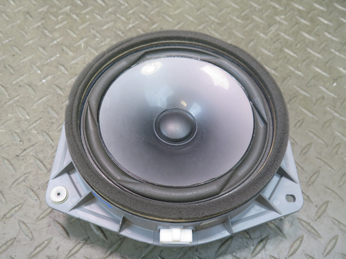 01-05 Lexus JCE10 IS300 Front Right or Left Door Speaker 86160-53140 OEM
