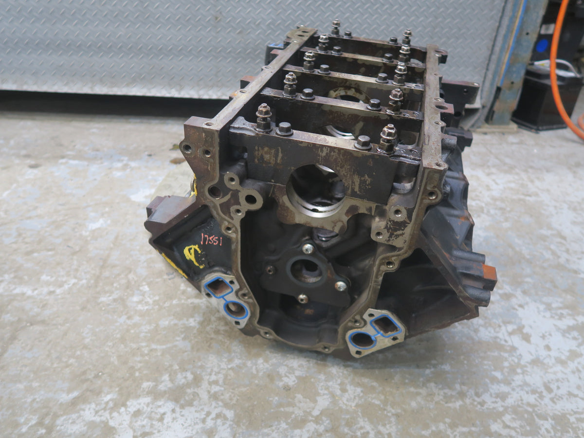 2003-2007 Hummer H2 6.0L LQ4 Engine Motor Block w Oil Stick