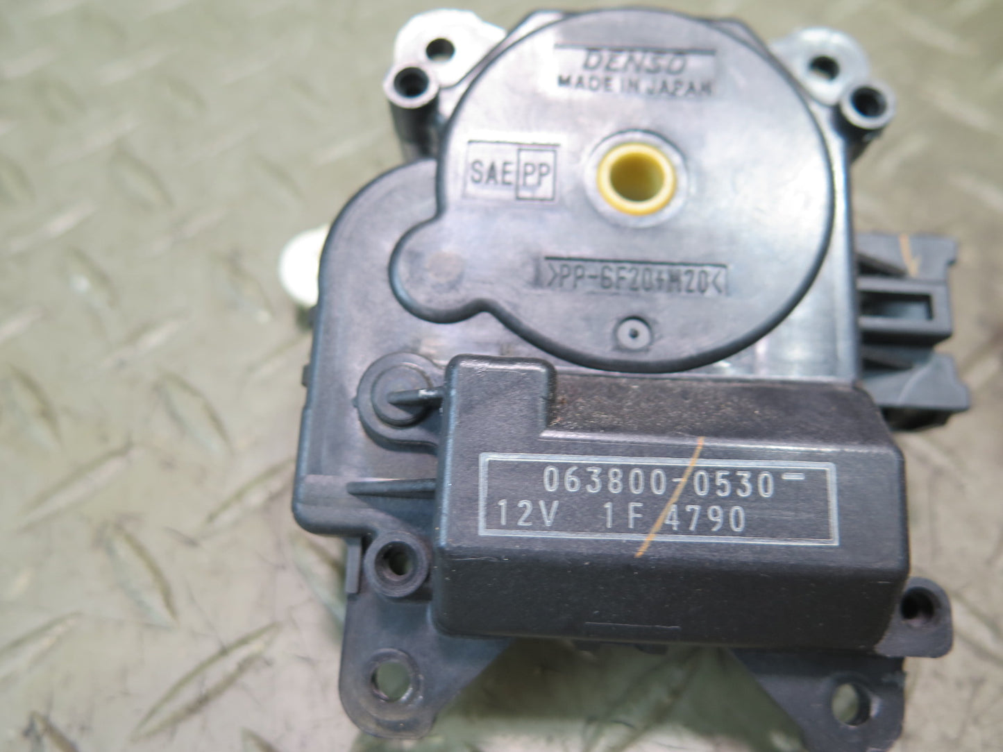 01-05 Lexus JCE10L IS300 Set of 3 A/C Heater Flap Door Actuator Motor OEM
