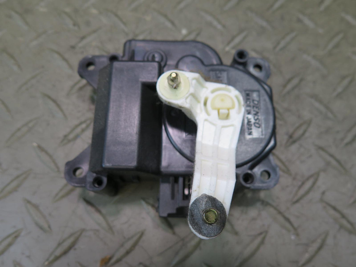01-05 Lexus JCE10L IS300 Set of 3 A/C Heater Flap Door Actuator Motor OEM