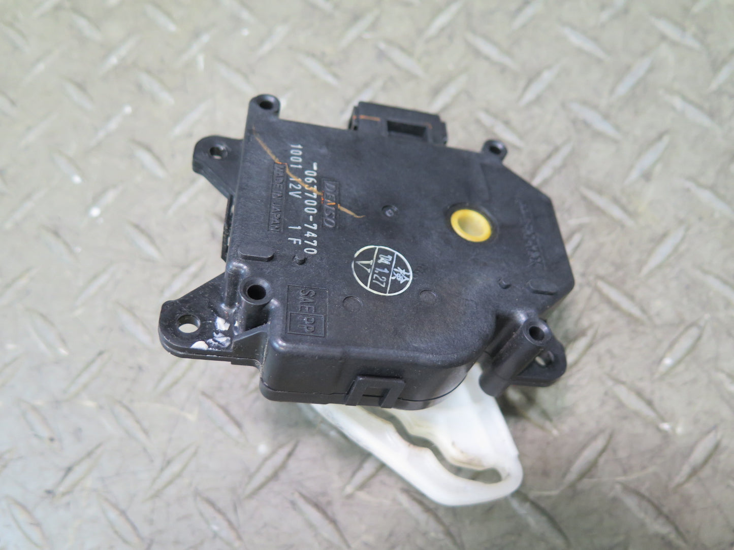 01-05 Lexus JCE10L IS300 Set of 3 A/C Heater Flap Door Actuator Motor OEM