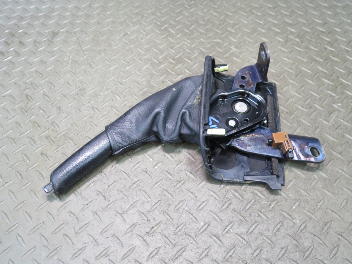 01-05 Lexus JCE10L IS300 Emergency Parking Hand Brake Handle w Boot OEM