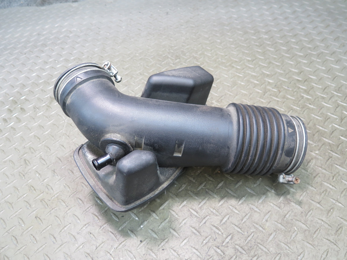 01-05 Lexus JCE10L IS300 Air Intake Clener Resonator Tube Line 17860-46160 OEM