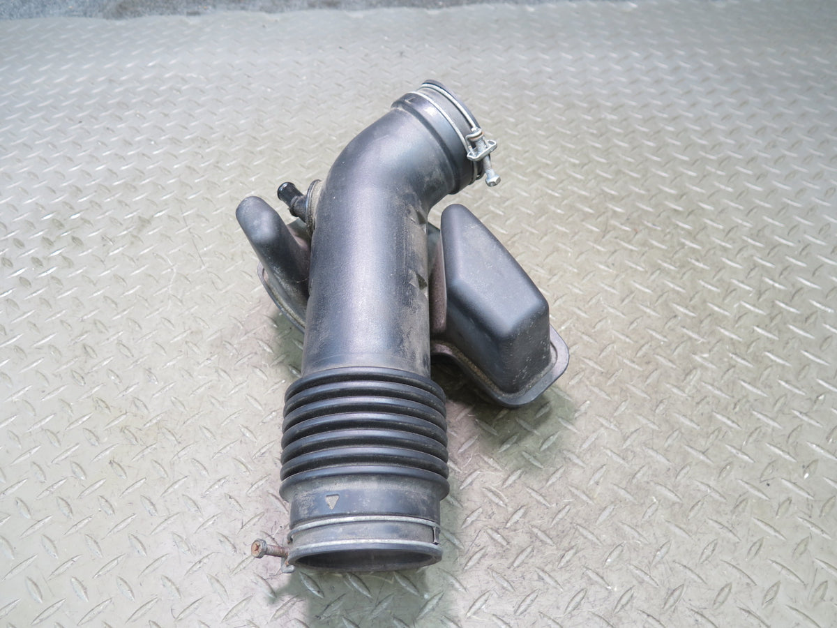 01-05 Lexus JCE10L IS300 Air Intake Clener Resonator Tube Line 17860-46160 OEM