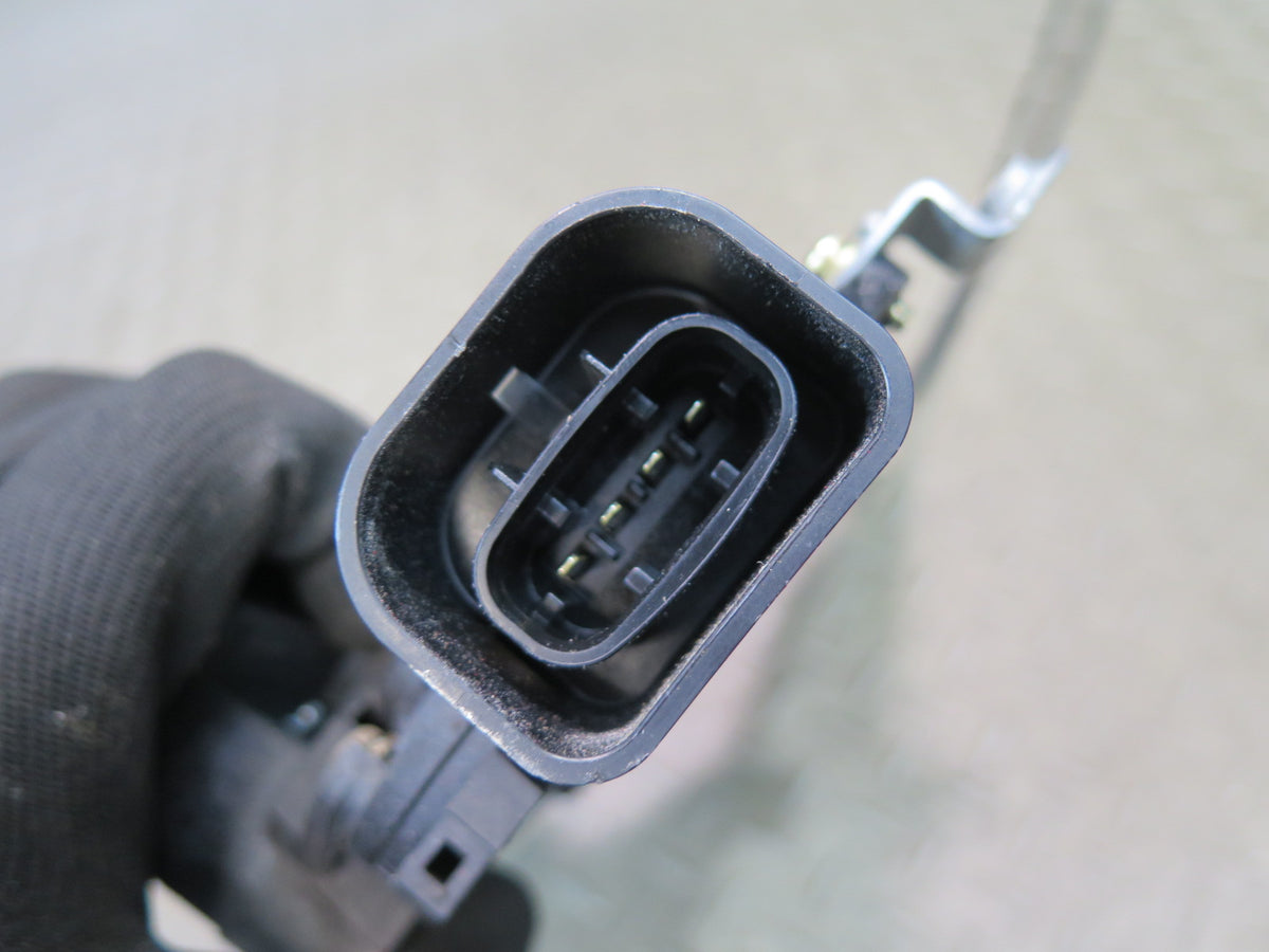 04-05 Lexus JCE10L IS300 Front Right Door Lock Latch Actuator OEM