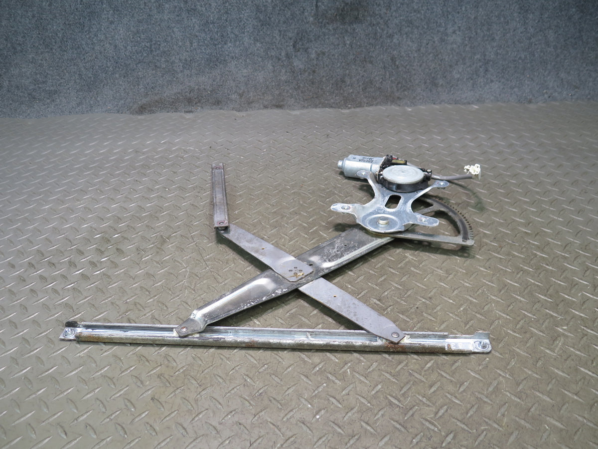 01-05 Lexus JCE10L IS300 Front Right Door Window Regulator w Motor OEM