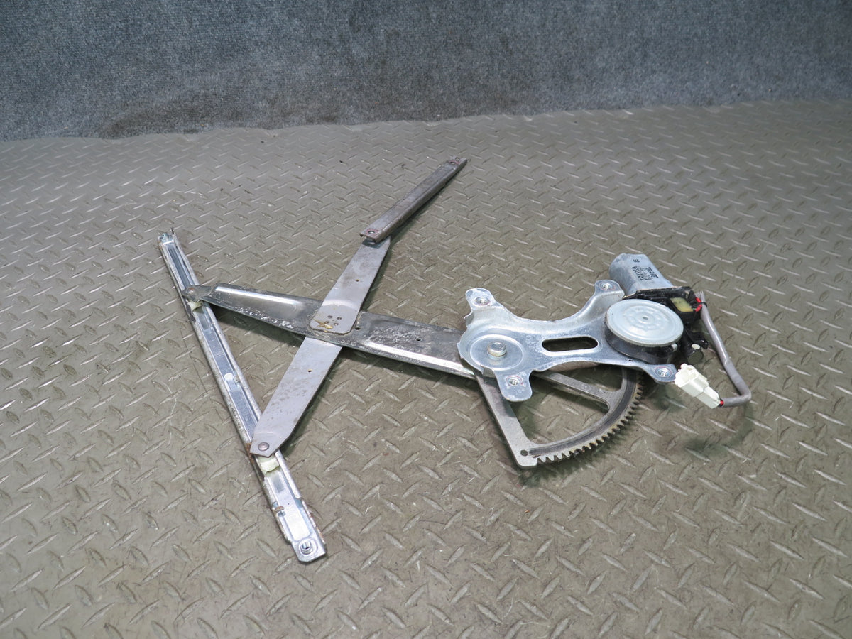 01-05 Lexus JCE10L IS300 Front Right Door Window Regulator w Motor OEM