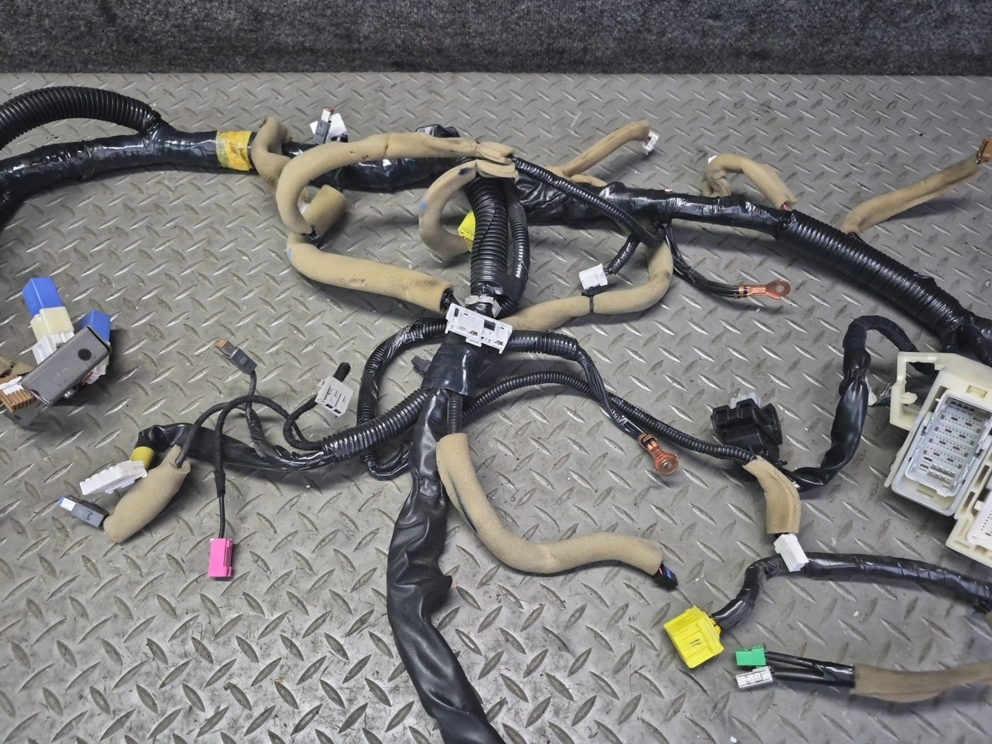 2016 Nissan Z34 370Z Coupe Nismo A/T Main Dash Dashboard Wire Wiring Harness OEM