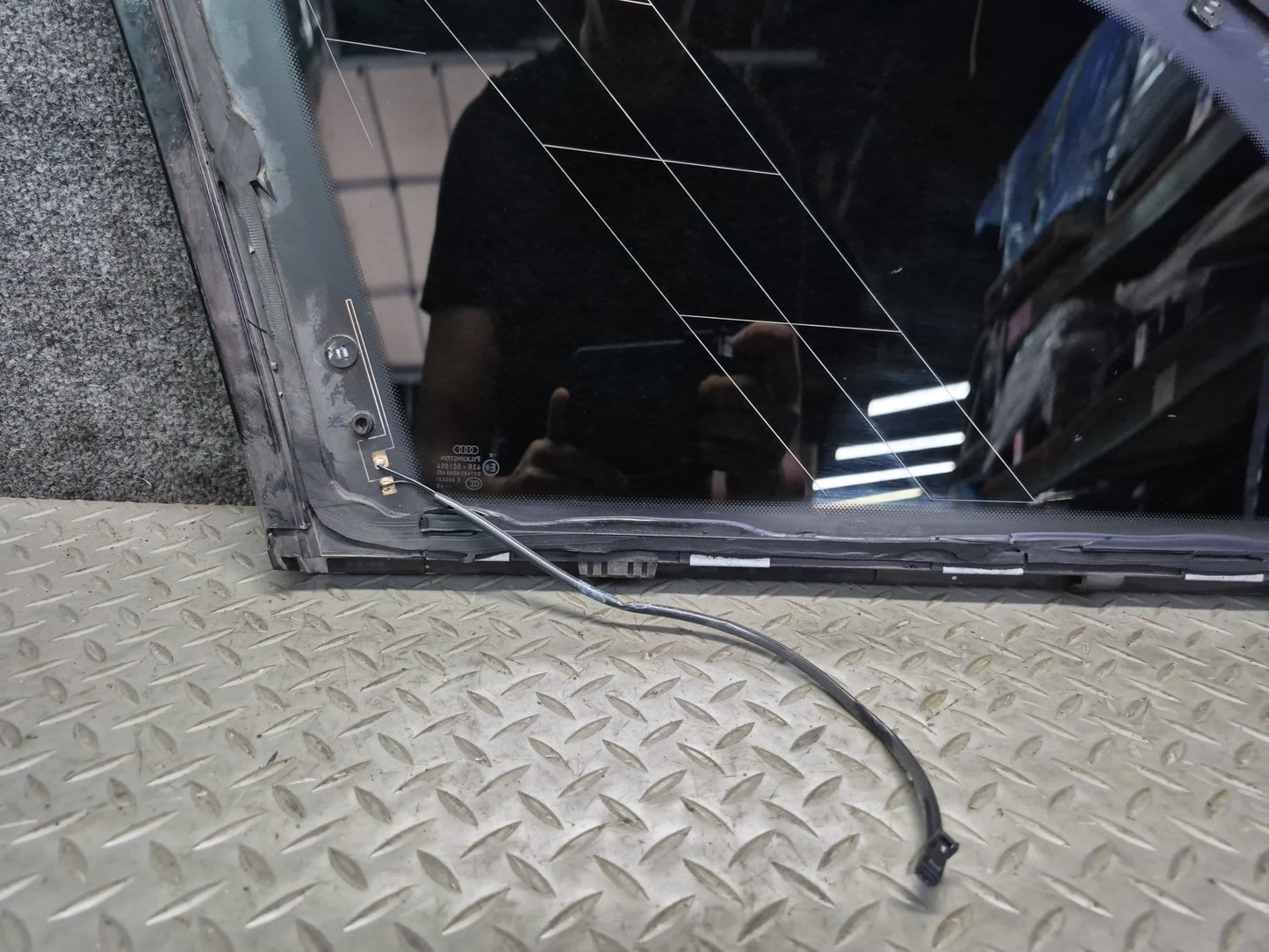 07-15 Audi 4L Q7 Rear Right Quarter Glass Window OEM