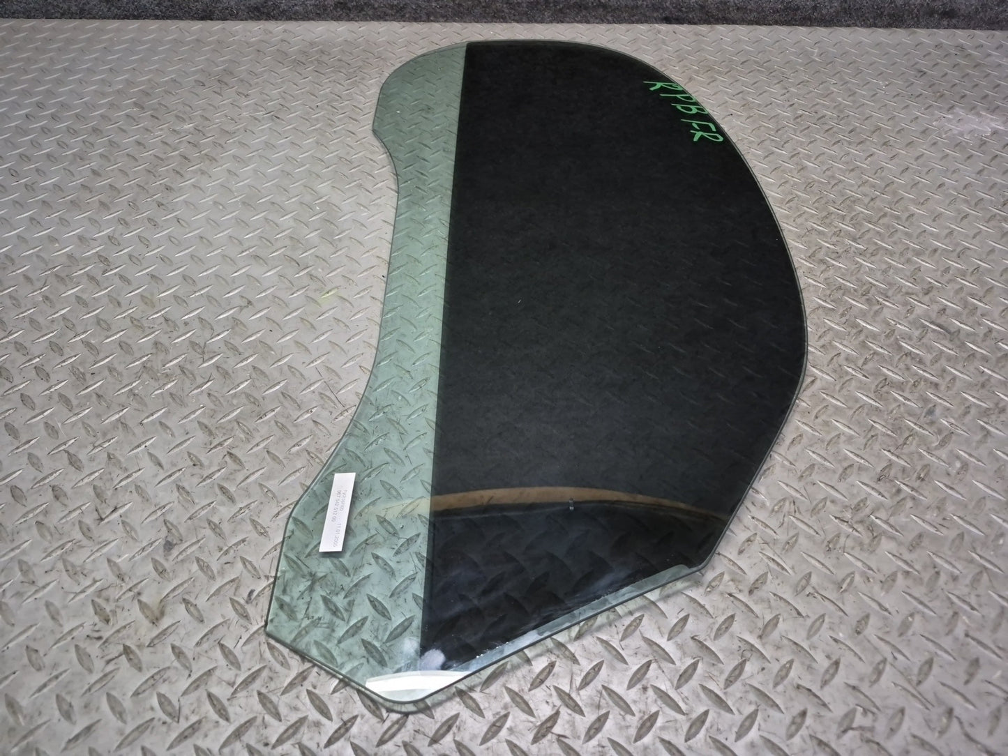 2005-2012 Porsche Boxster 987 Front Right Pass Side Door Glass Window