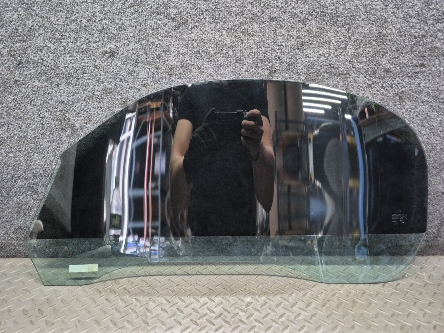 2005-2012 Porsche Boxster 987 Front Right Pass Side Door Glass Window