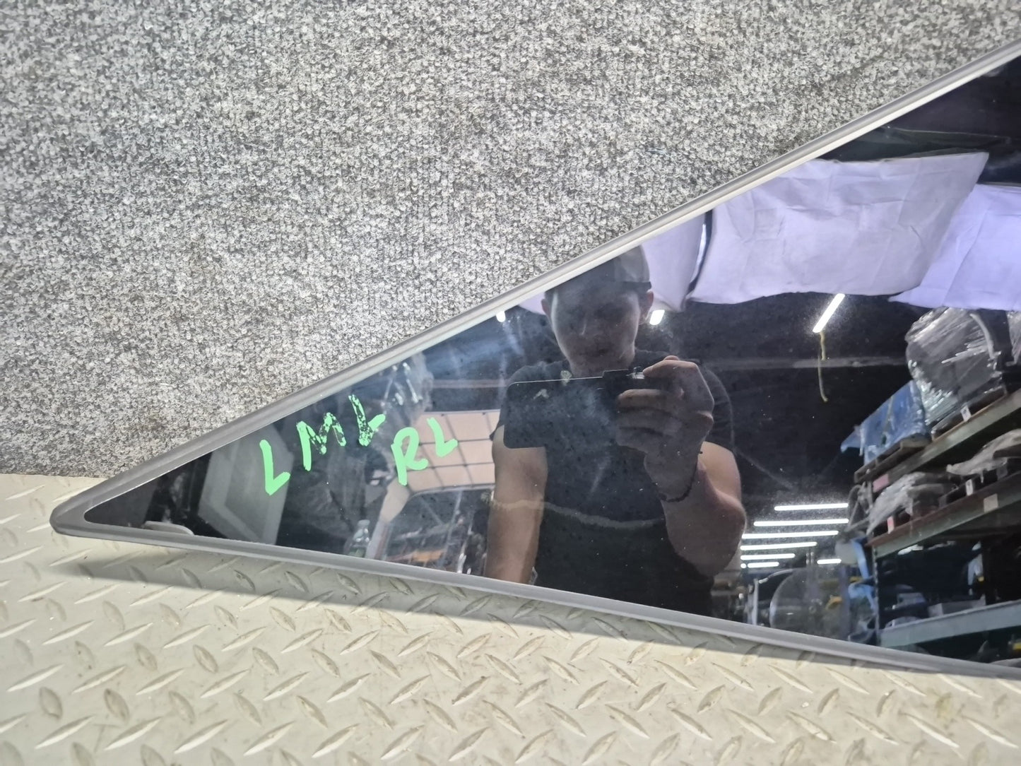 2012-2015 Mercedes W166 Ml-class Rear Left Quarter Glass Window