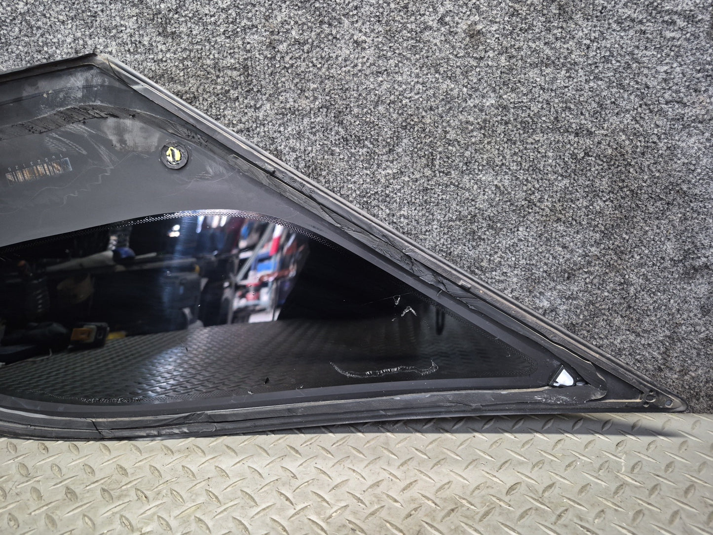 2012-2015 Mercedes W166 Ml-class Rear Left Quarter Glass Window