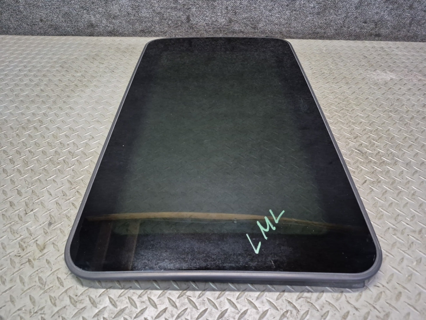 2012-2015 Mercedes X166 W166 Ml-class Sunroof Glass Panel 1667800021