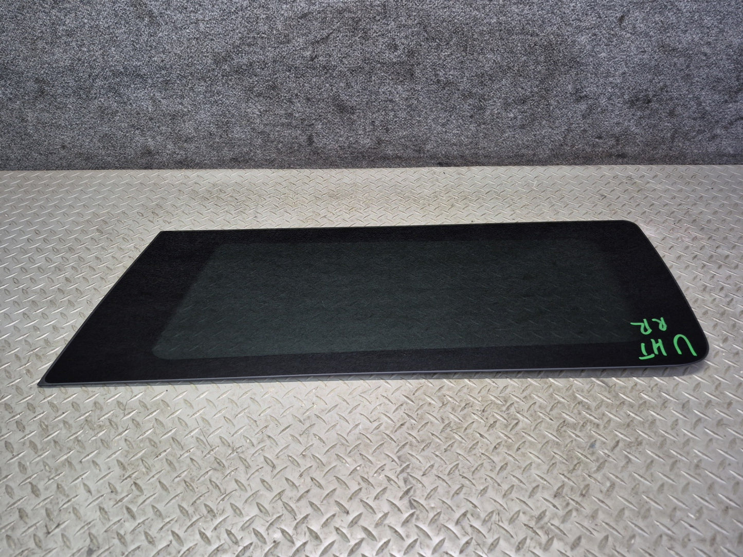 2003-2007 Hummer H2 Rear Right Passenger Side Quarter Glass Window