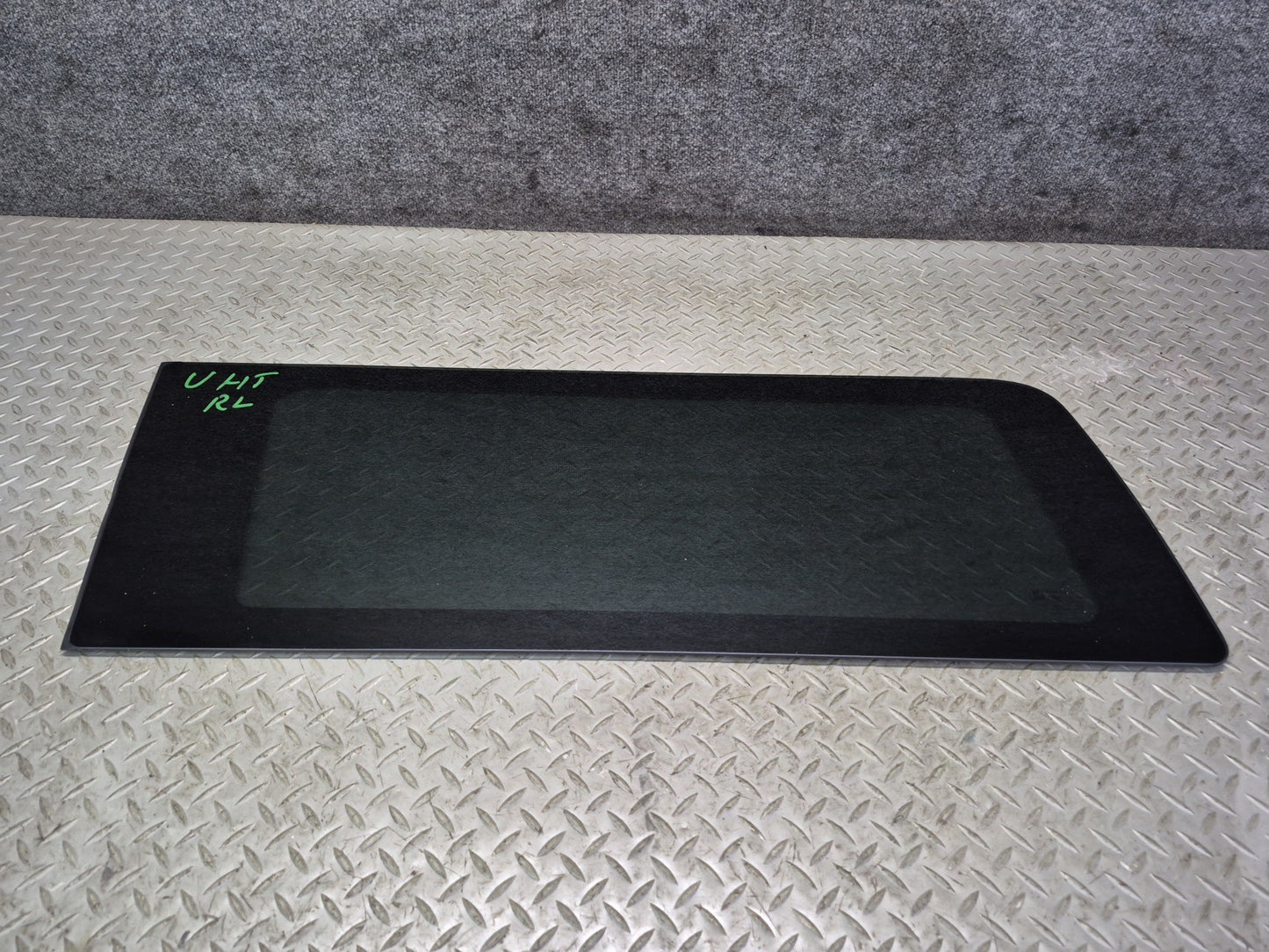 2003-2007 Hummer H2 Rear Left Driver Side Quarter Glass Window