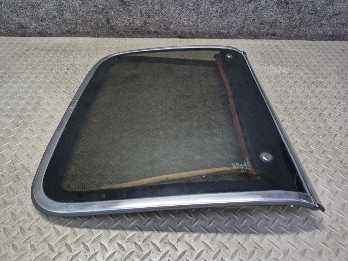 85-89 Nissan Z31 300ZX 2+2 Right  T-top Roof Glass Panel w Lock Latch & Trim OEM