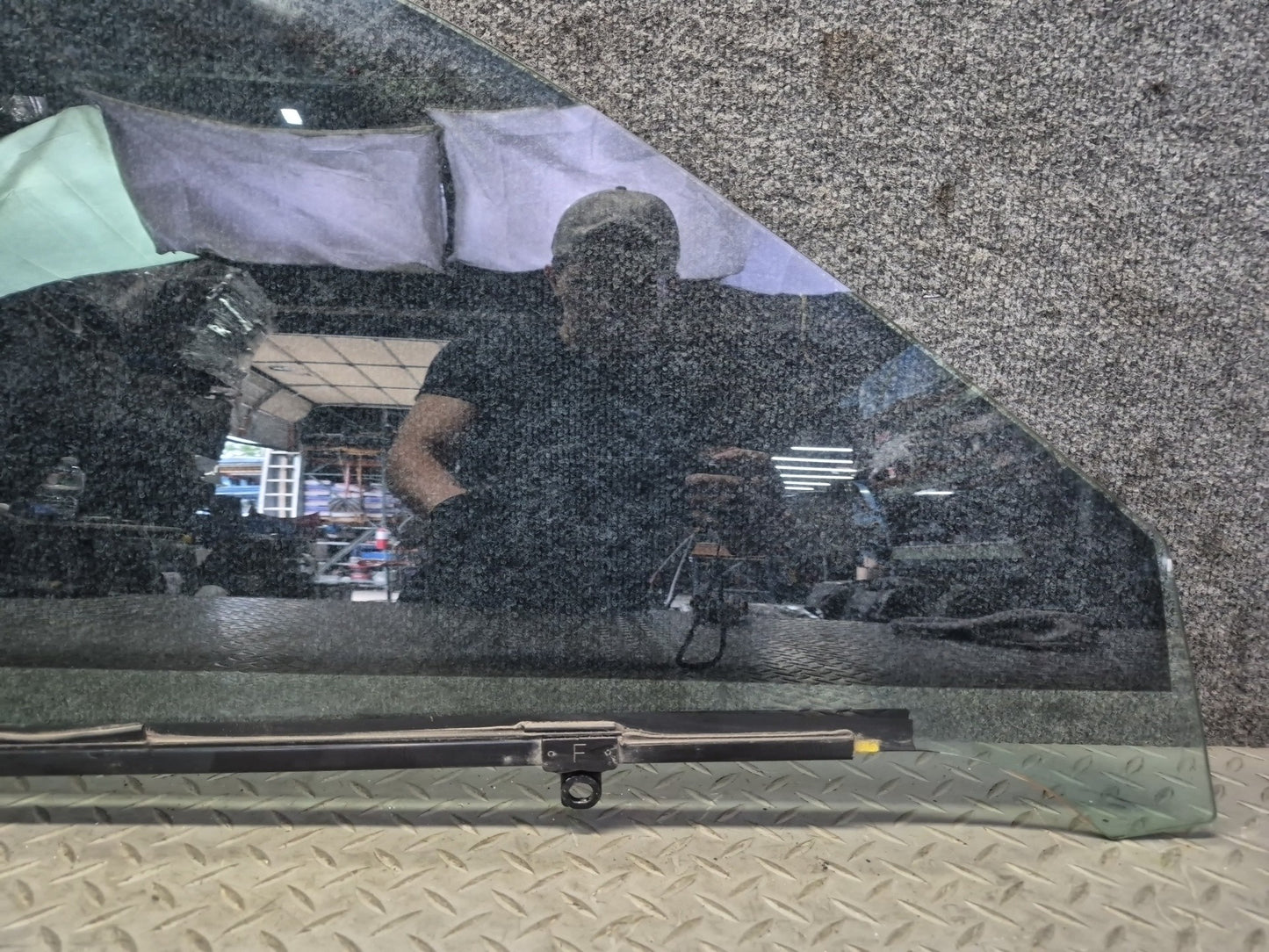 07-17 Lexus UVF46L LS600h LS460 Front Right Door Glass Window OEM