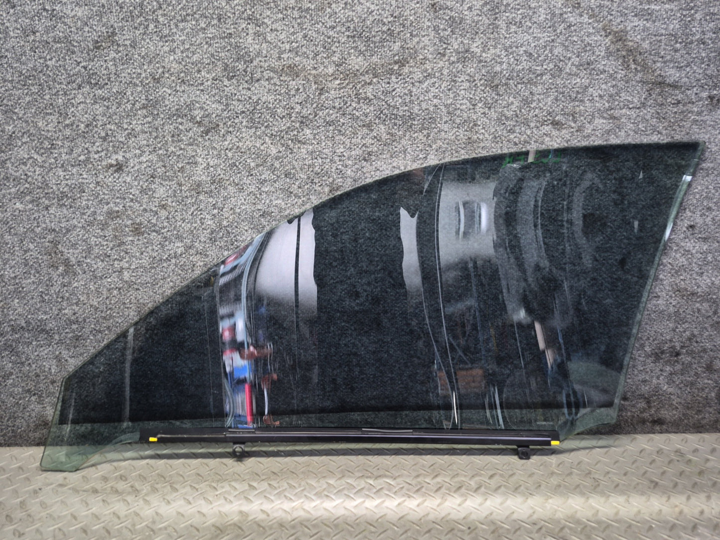 07-17 Lexus UVF46L LS600h LS460 Front Right Door Glass Window OEM