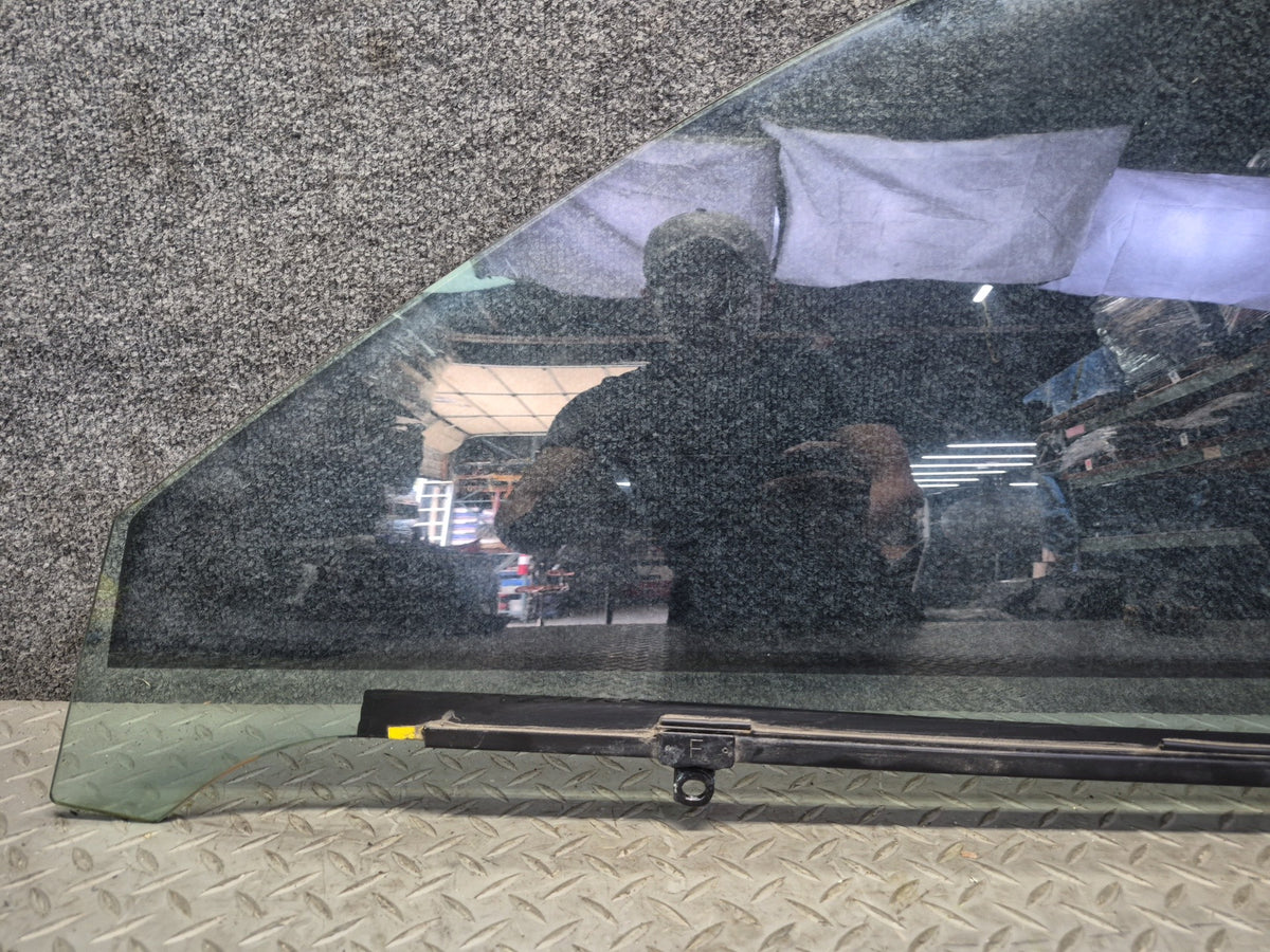 07-17 Lexus UVF46L LS600h LS460 Front Left Door Glass Window OEM