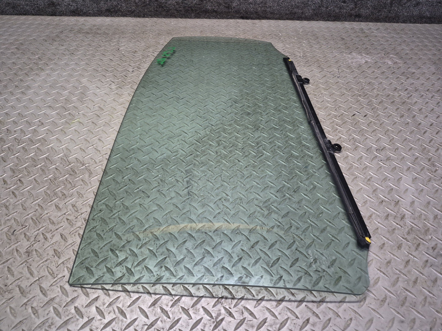 07-17 Lexus UVF46L LS600h LS600hL LS460 Rear Left Door Glass Window OEM